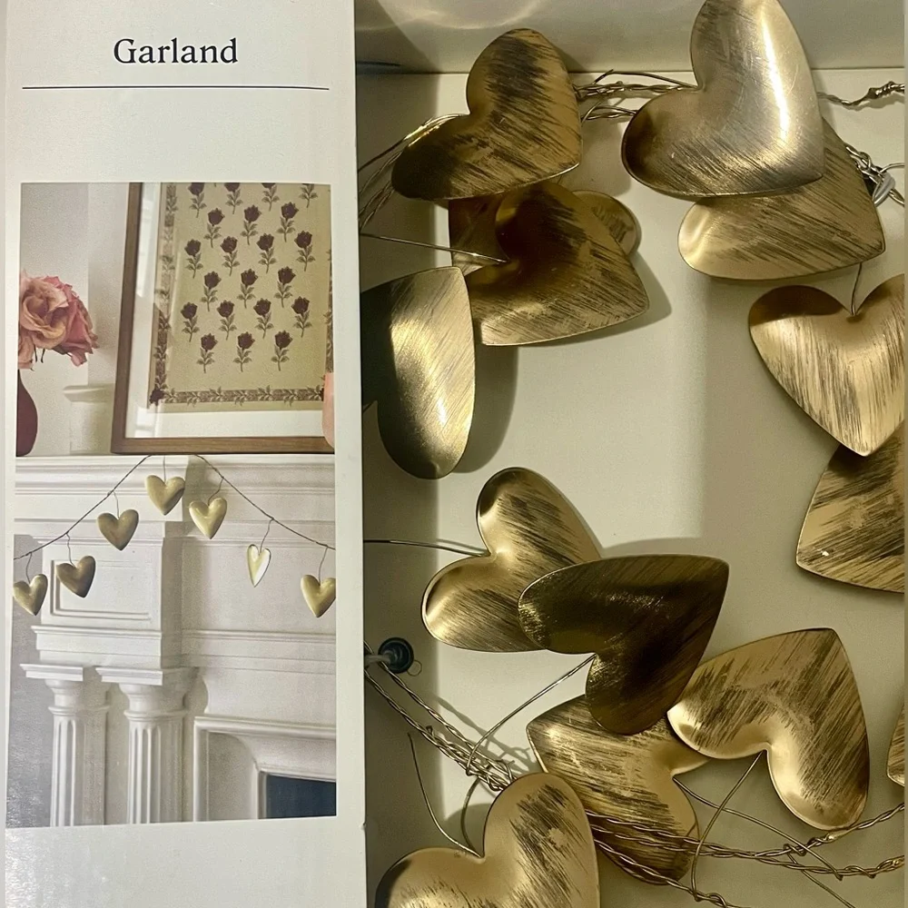 Threshold - Gold Metal Heart Garland